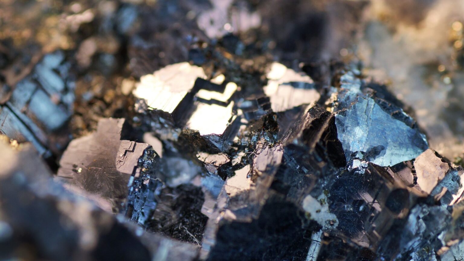 11 Crucial Things to Remmeber When Buying Land Without Mineral Rights