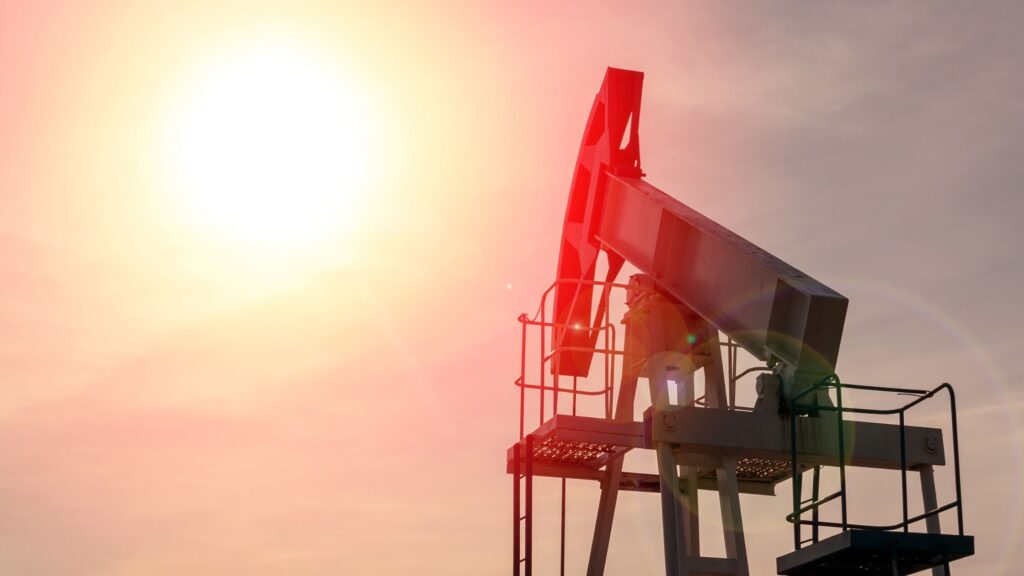 How to Invest in Oil and Gas